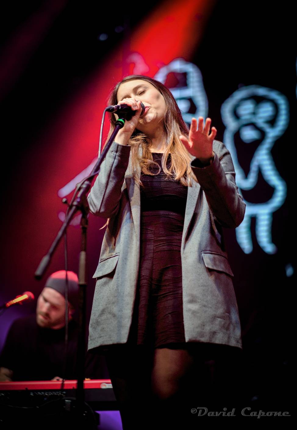 Žebřík zahájila Kateřina Marie Tichá s Bandjeez, mezi zpěvačkami skončila třetí