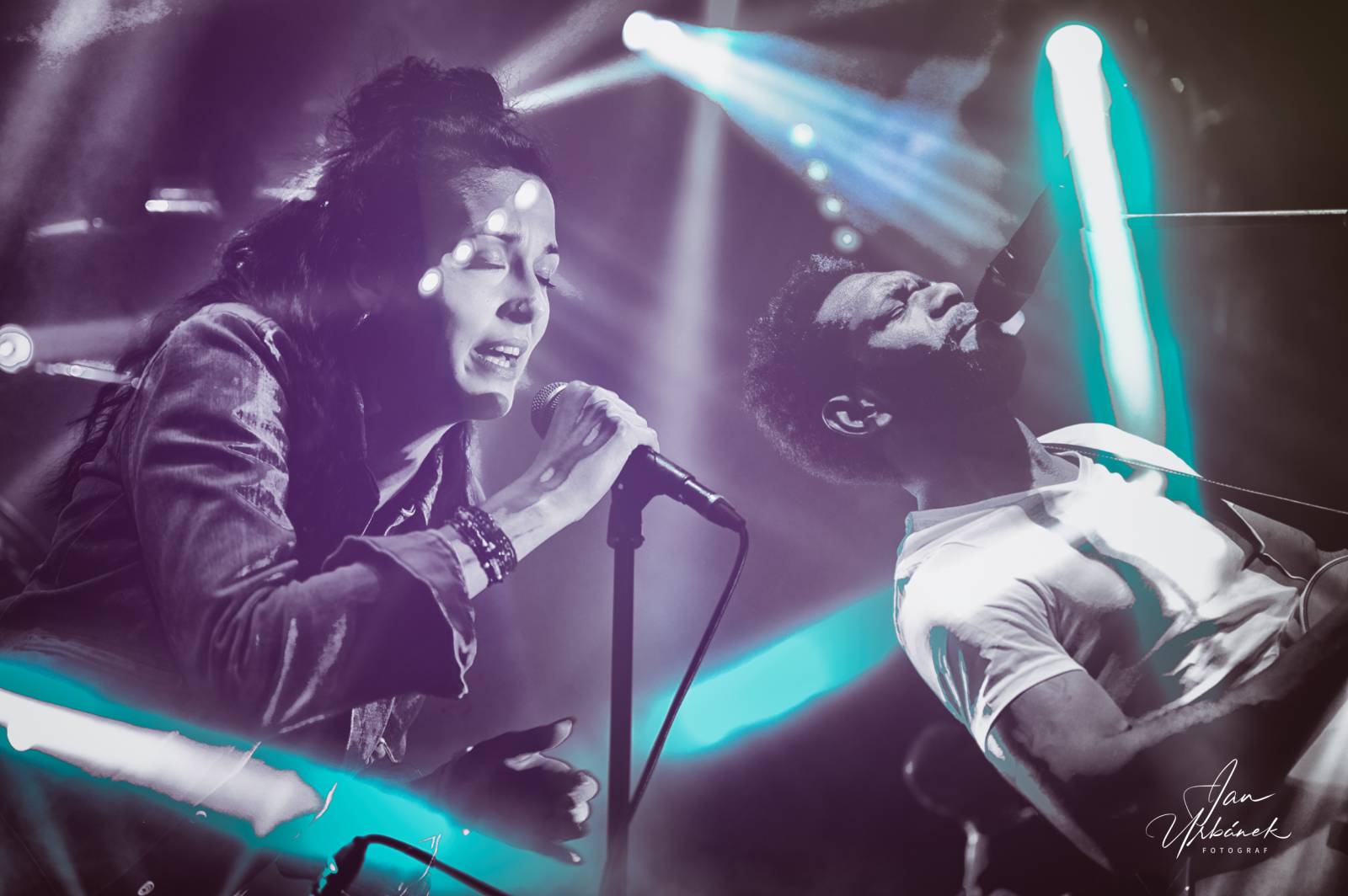 Vanua2 pokřtila v Lucerna Music Baru nové album, za kmotra zvolila Ivana Hlase