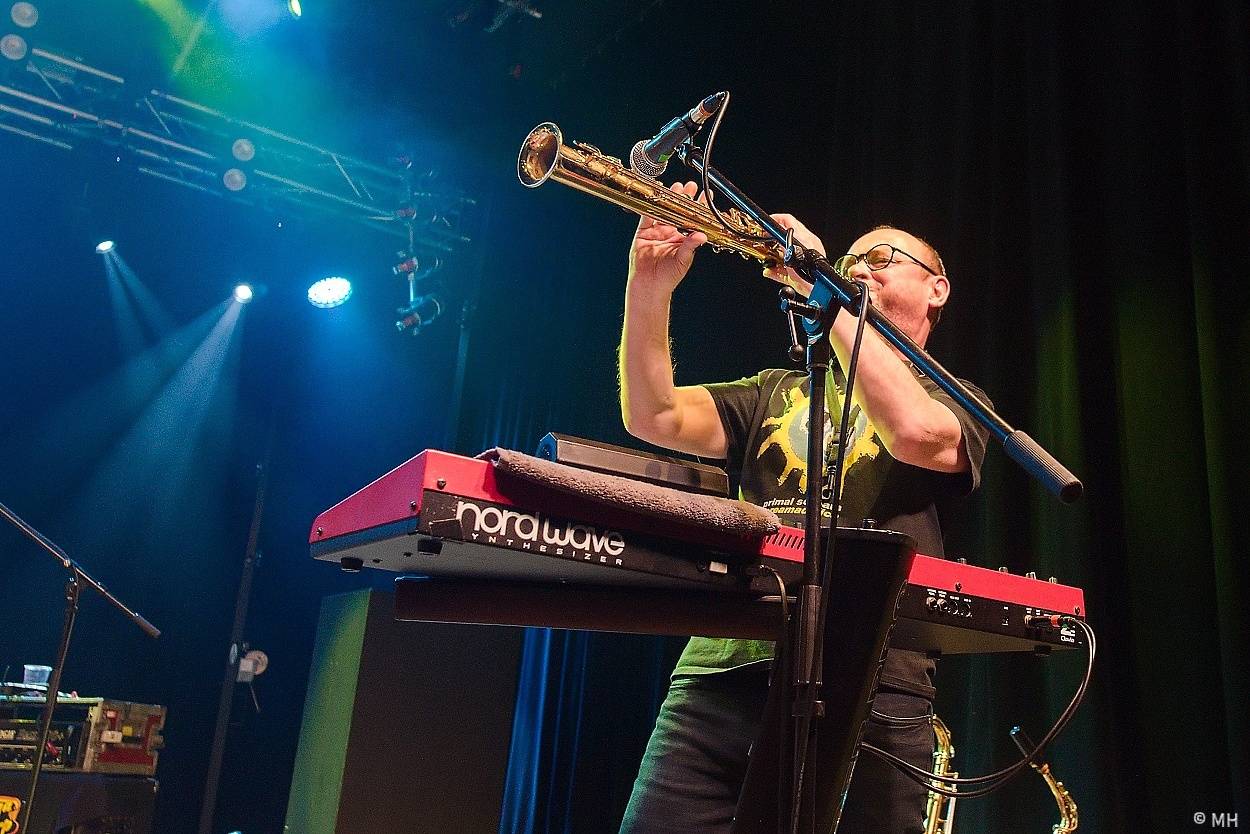 Mňága a Žďorp zahrála v Plzni, našla si tam sborové zpěvačky