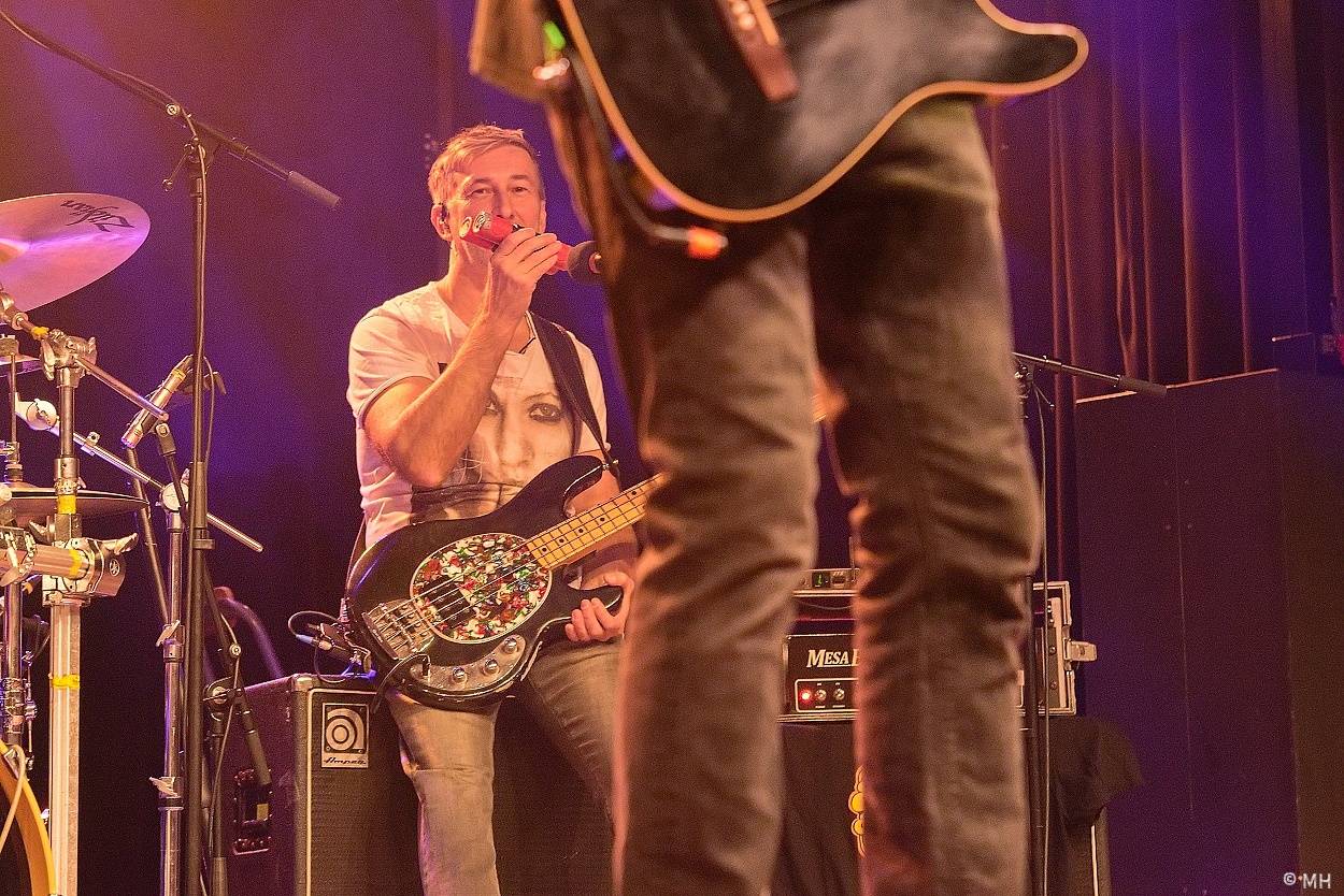 Mňága a Žďorp zahrála v Plzni, našla si tam sborové zpěvačky