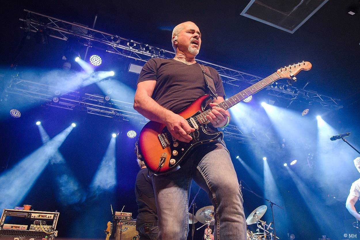 Mňága a Žďorp zahrála v Plzni, našla si tam sborové zpěvačky