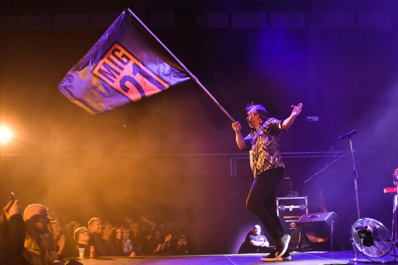 Mig 21 si do vyprodaného DEPO2015 v Plzni přivezli diskokouli, odvezli si kalhotky 