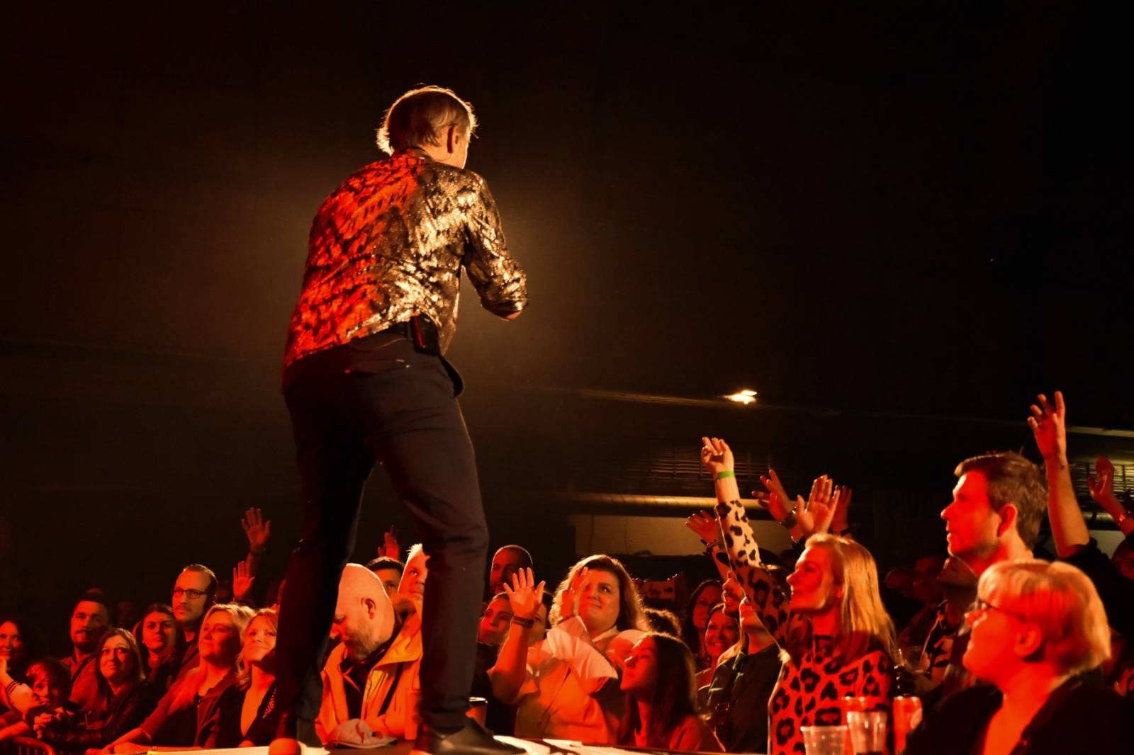 Mig 21 si do vyprodaného DEPO2015 v Plzni přivezli diskokouli, odvezli si kalhotky 