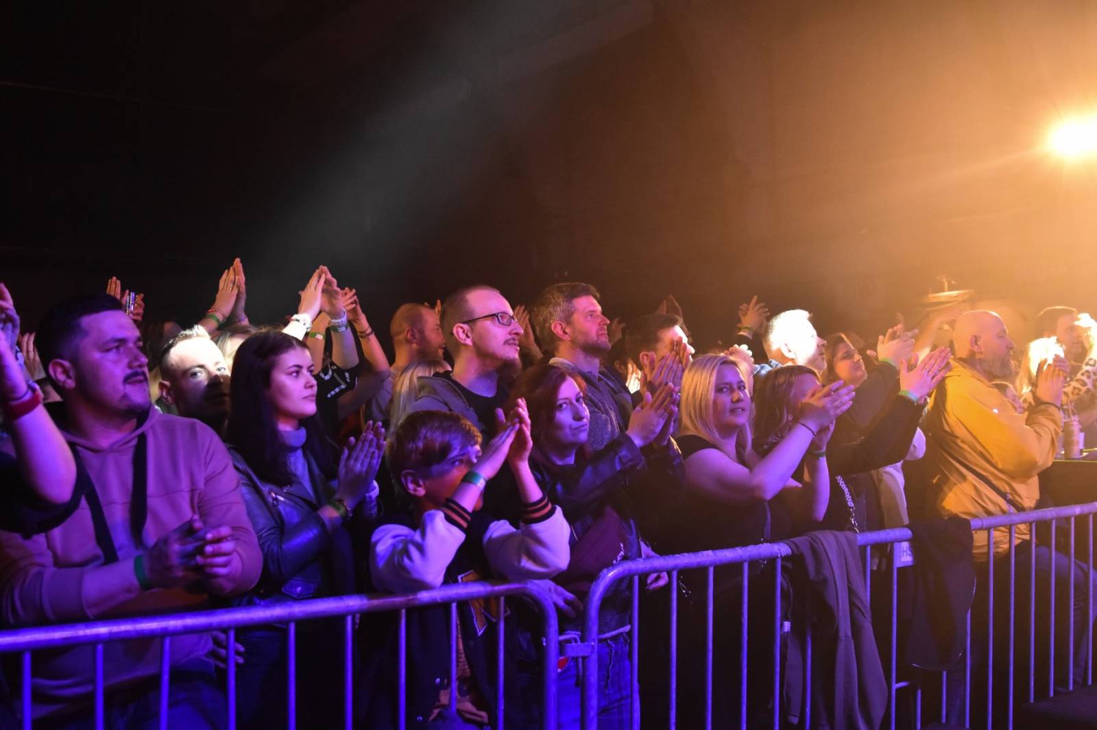 Mig 21 si do vyprodaného DEPO2015 v Plzni přivezli diskokouli, odvezli si kalhotky 