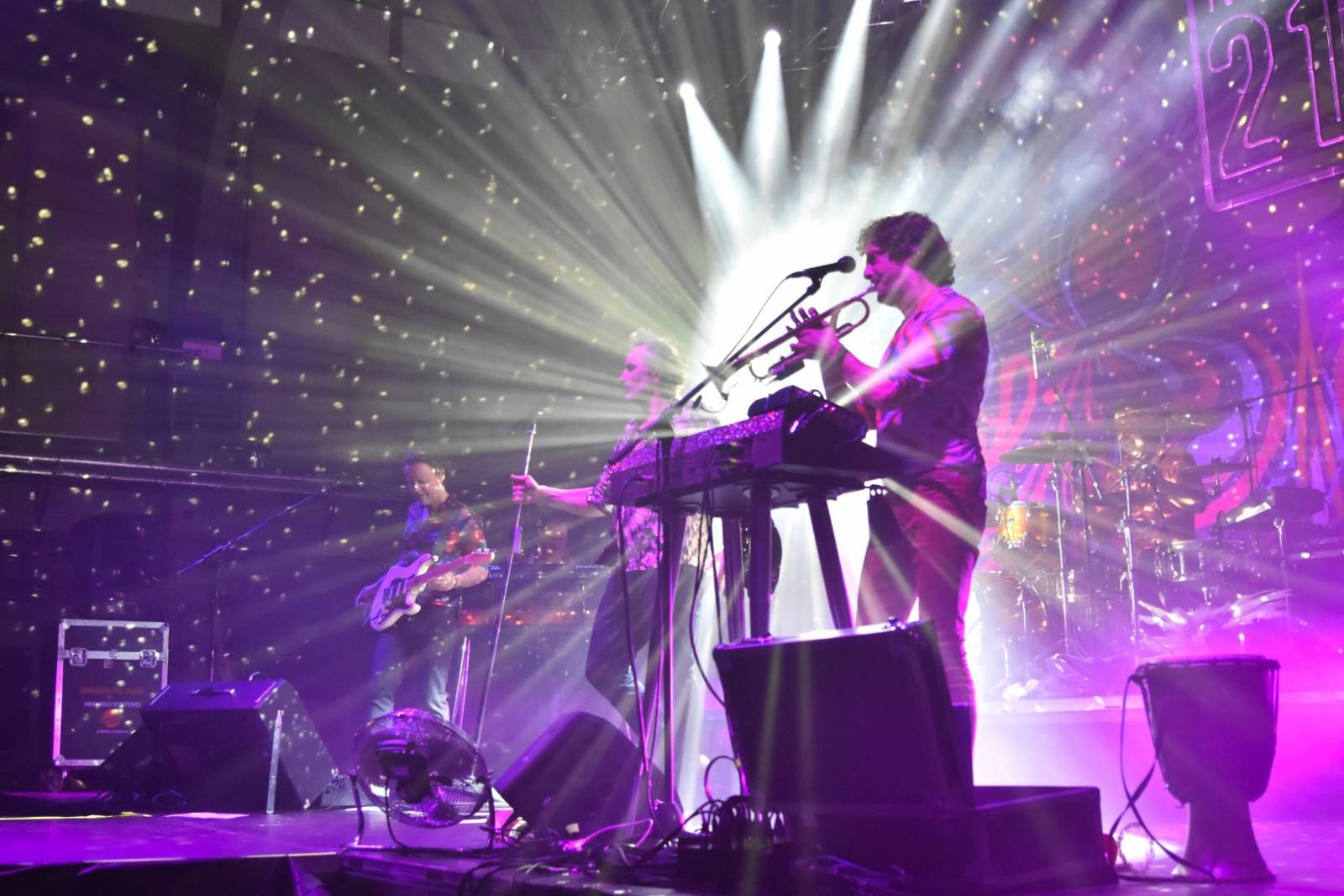 Mig 21 si do vyprodaného DEPO2015 v Plzni přivezli diskokouli, odvezli si kalhotky 