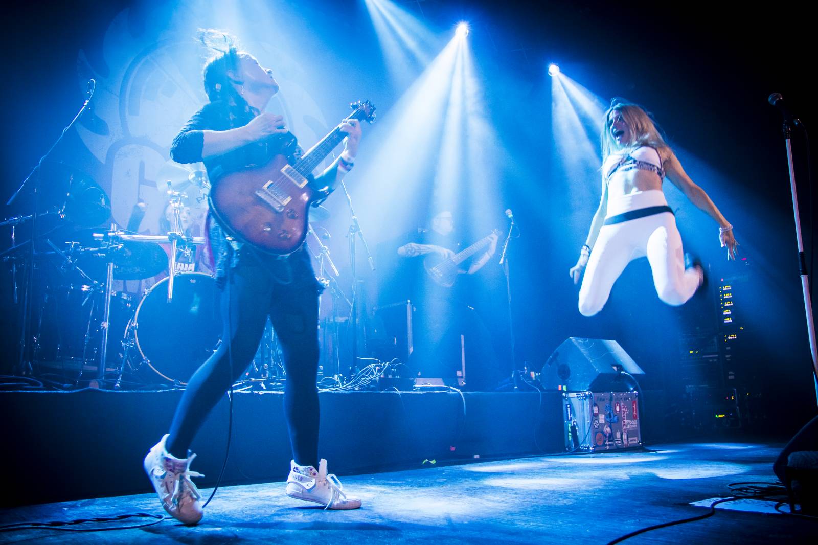 Gaia Mesiah rozvlnila klub Roxy a pokřtila nové album Vlnobytí