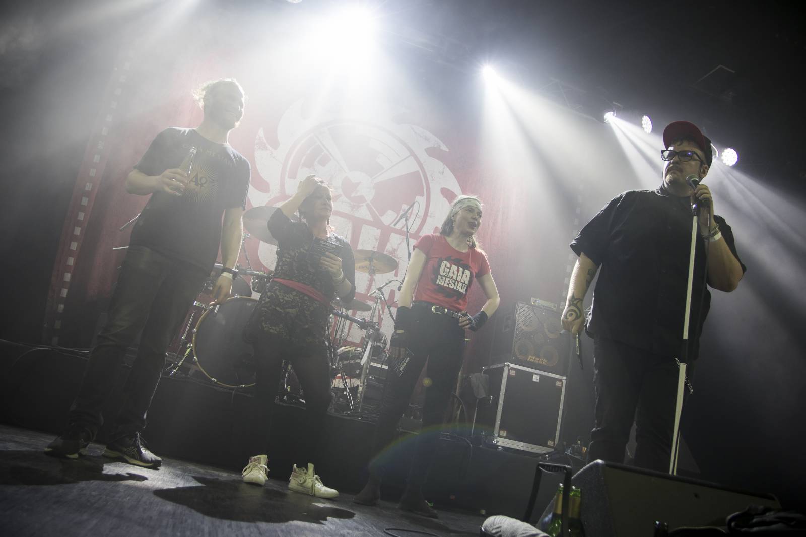 Gaia Mesiah rozvlnila klub Roxy a pokřtila nové album Vlnobytí