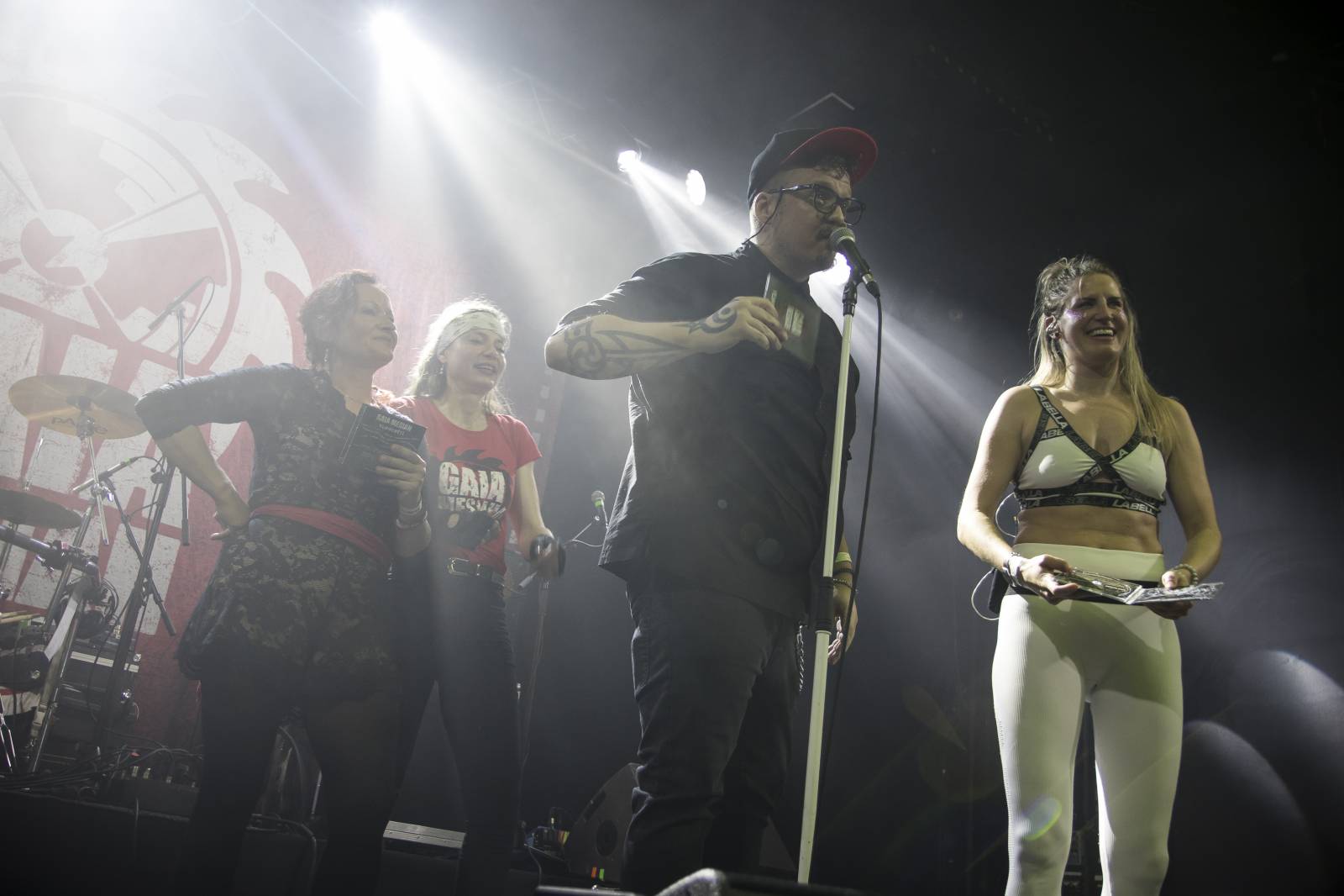 Gaia Mesiah rozvlnila klub Roxy a pokřtila nové album Vlnobytí