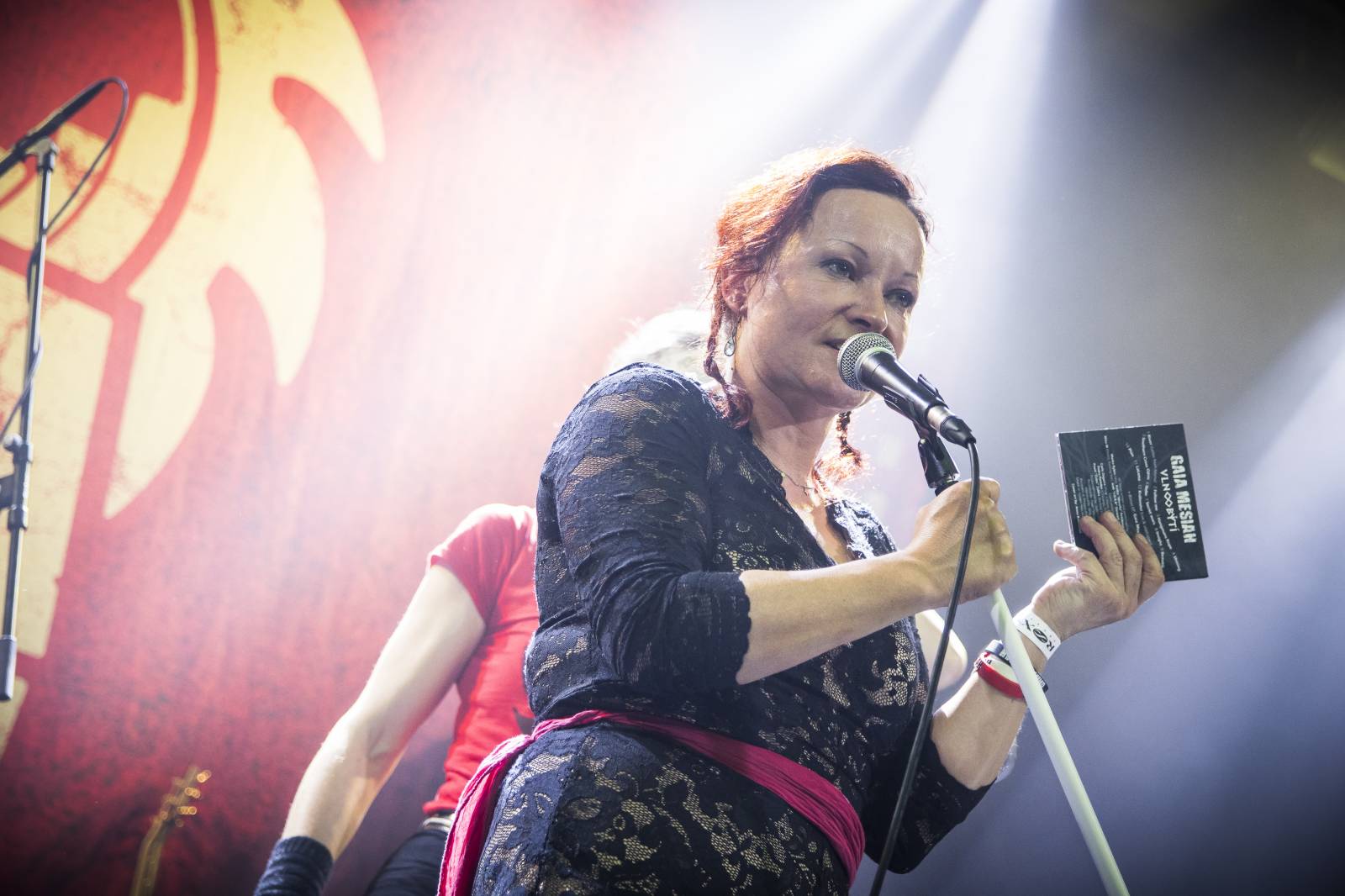 Gaia Mesiah rozvlnila klub Roxy a pokřtila nové album Vlnobytí