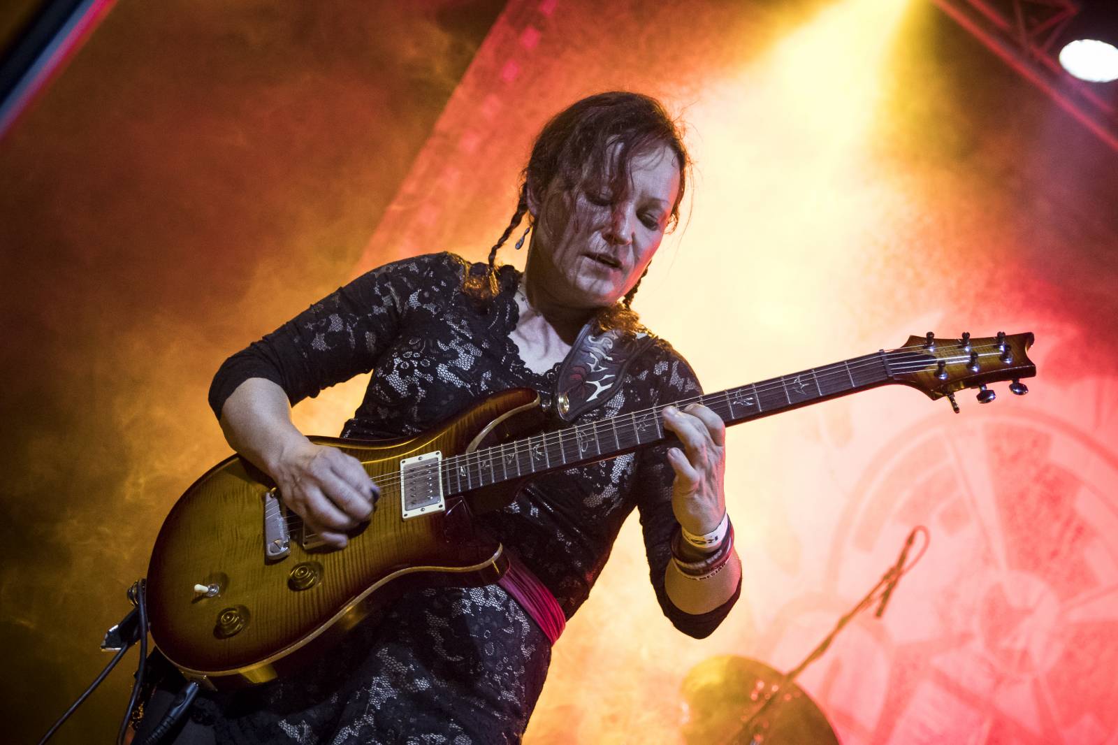 Gaia Mesiah rozvlnila klub Roxy a pokřtila nové album Vlnobytí