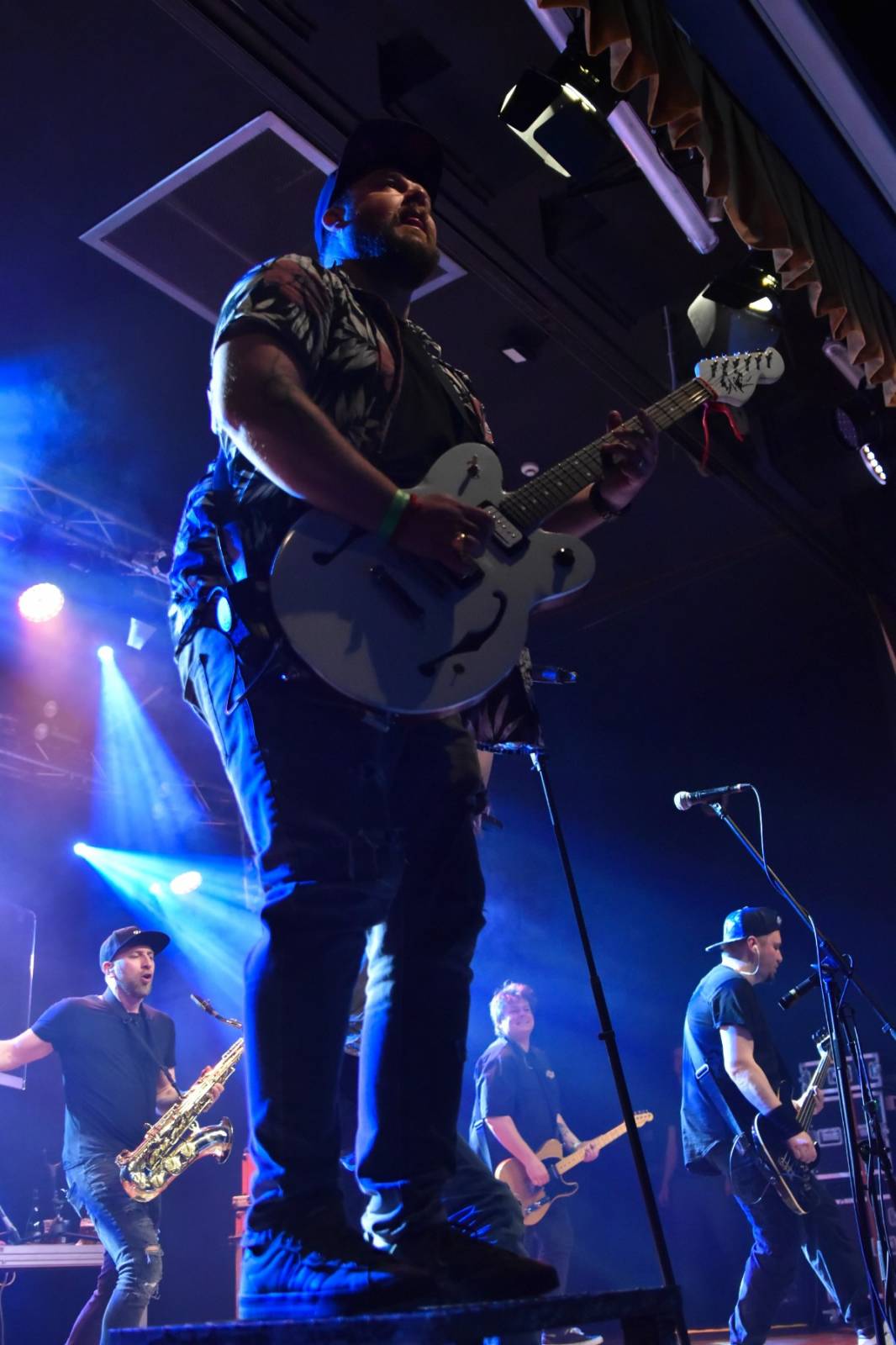 UDG zaplnili plzeňskou Šeříkovku, přivezli s sebou Pekaře s novou sestavou