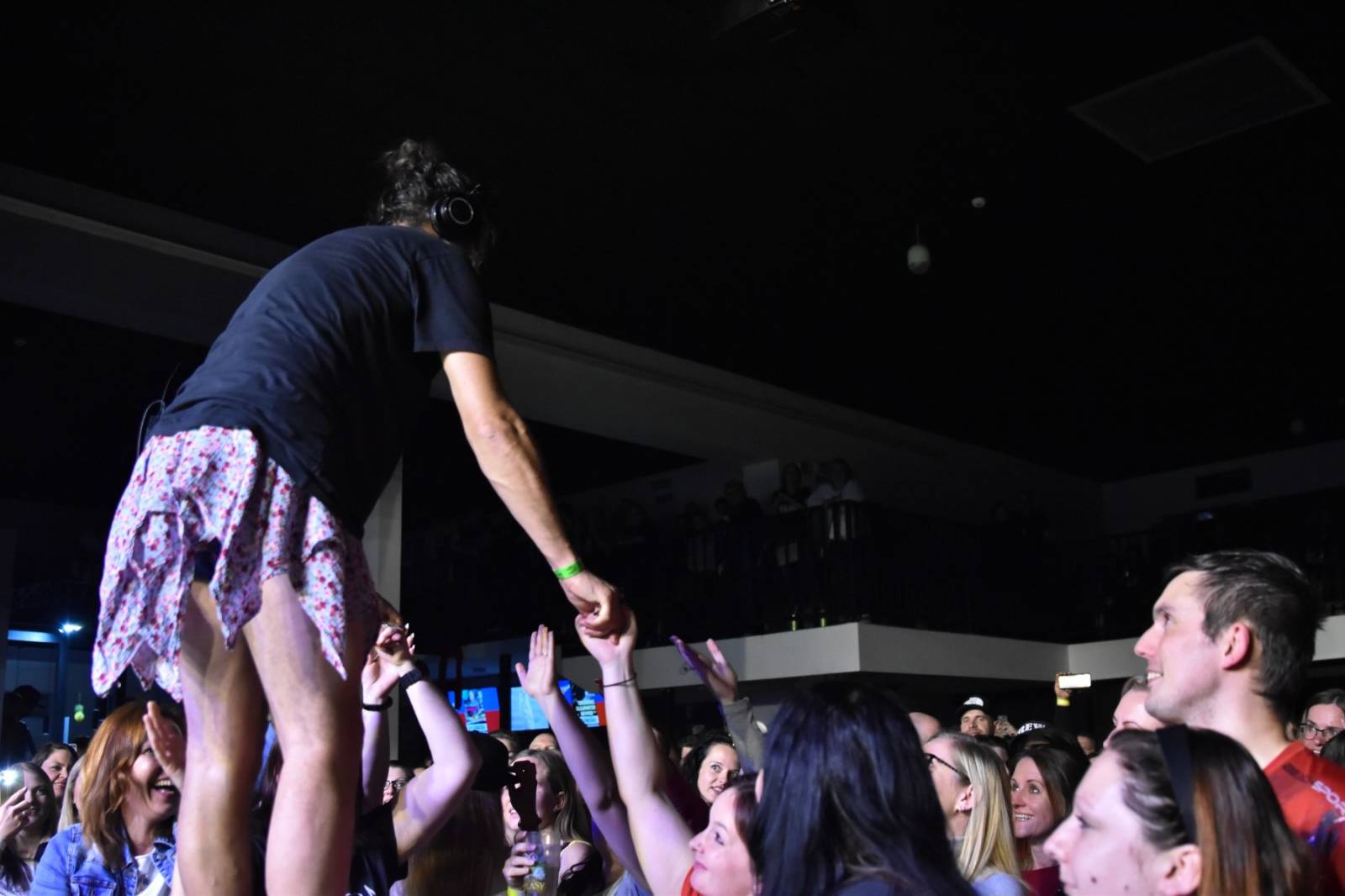 UDG zaplnili plzeňskou Šeříkovku, přivezli s sebou Pekaře s novou sestavou