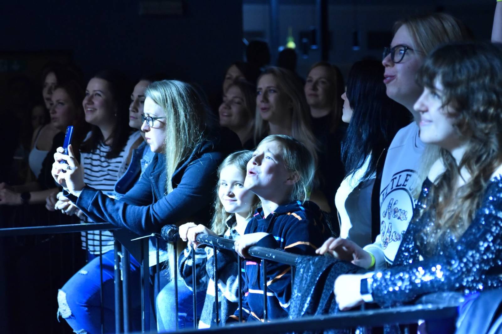 UDG zaplnili plzeňskou Šeříkovku, přivezli s sebou Pekaře s novou sestavou