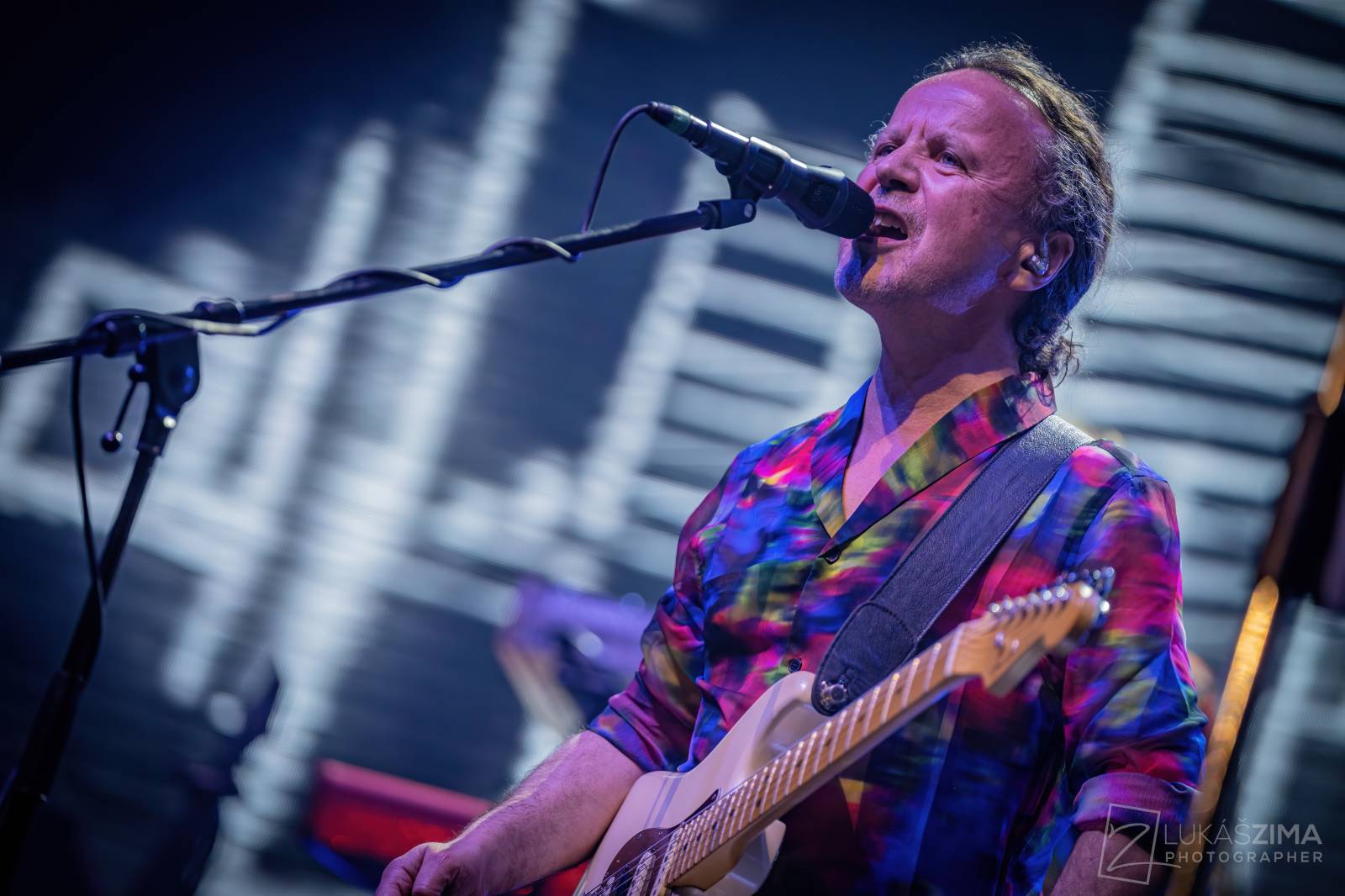 Mig 21 oslavili čtvrtstoletí vyprodaným koncertem ve Foru Karlín