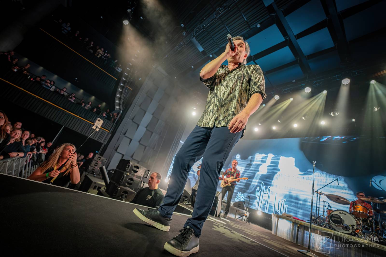 Mig 21 oslavili čtvrtstoletí vyprodaným koncertem ve Foru Karlín