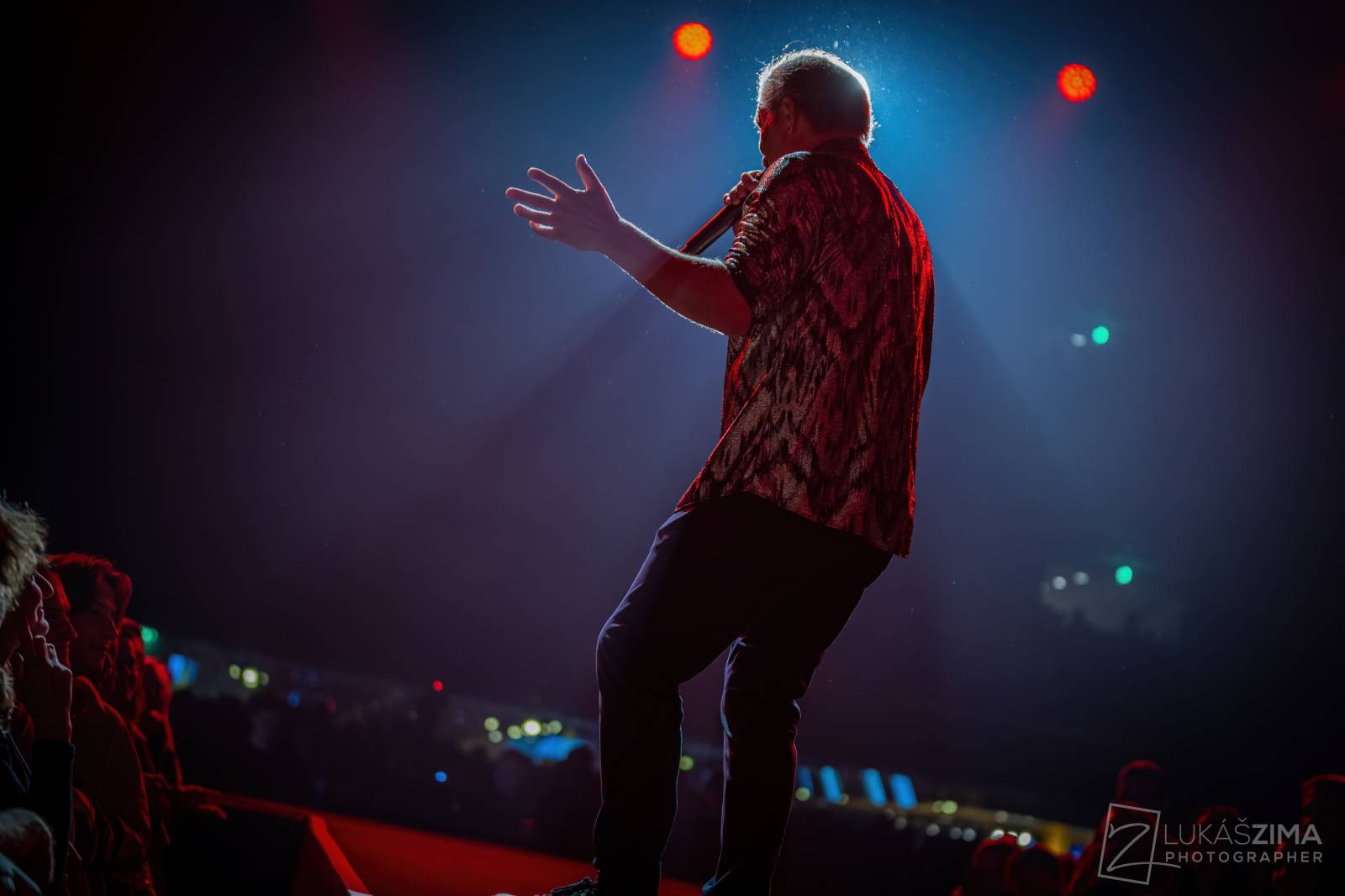 Mig 21 oslavili čtvrtstoletí vyprodaným koncertem ve Foru Karlín