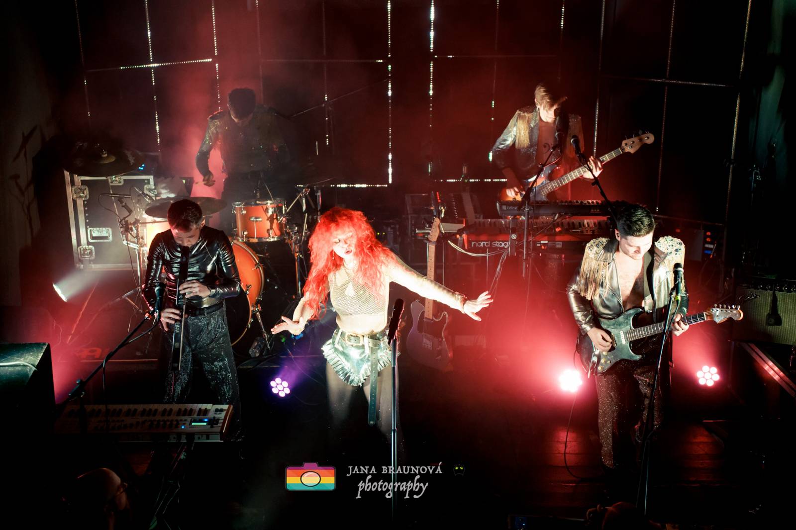 MYDY přivezli do Plzně plno energie, Žofie neváhala jít mezi fanoušky