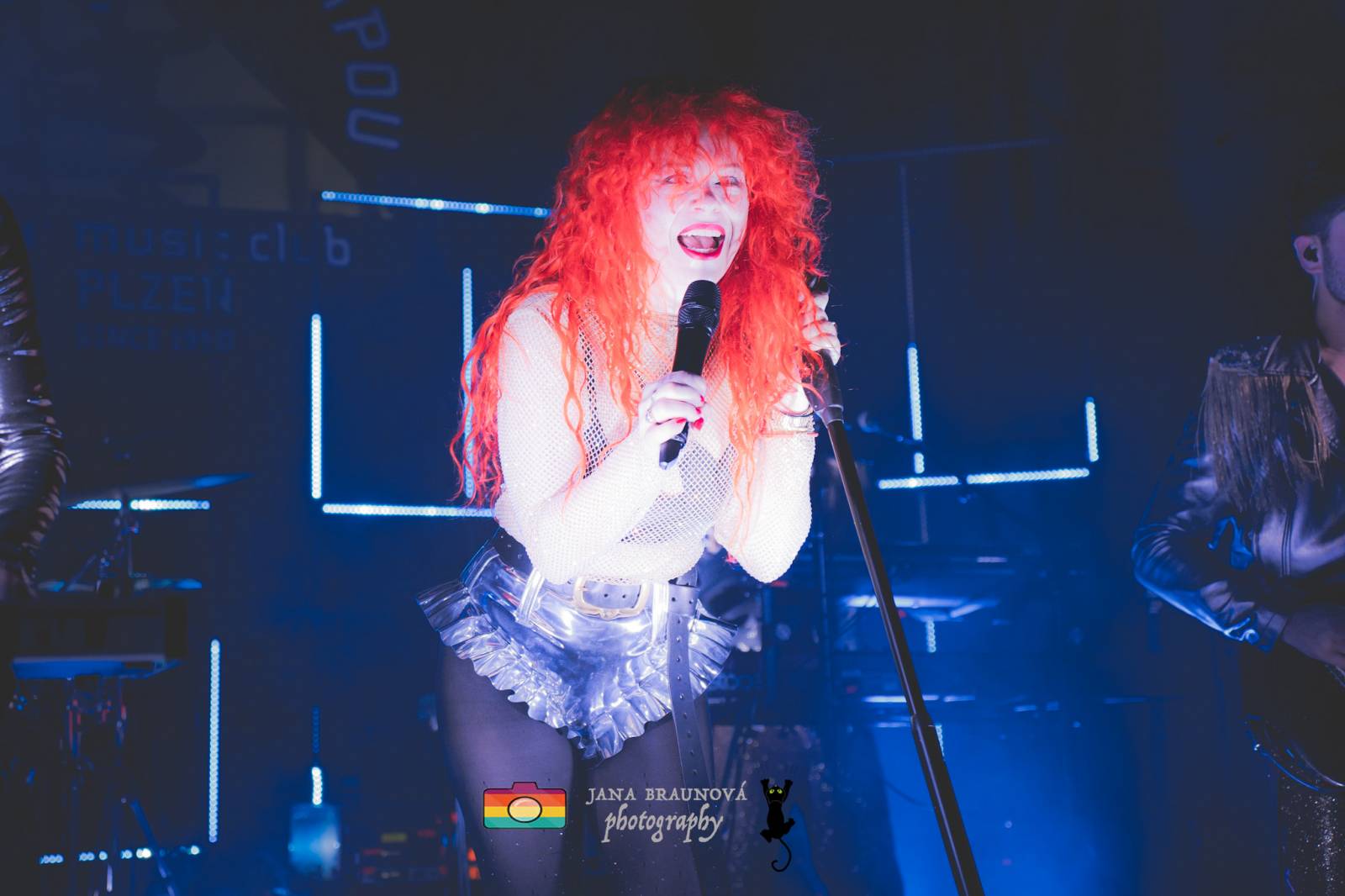 MYDY přivezli do Plzně plno energie, Žofie neváhala jít mezi fanoušky