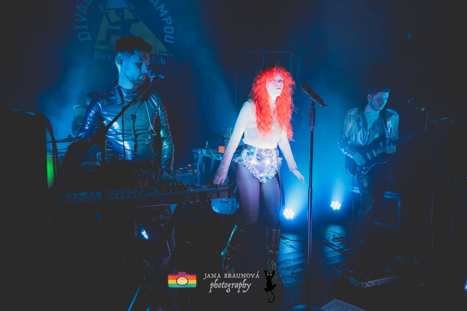 MYDY přivezli do Plzně plno energie, Žofie neváhala jít mezi fanoušky