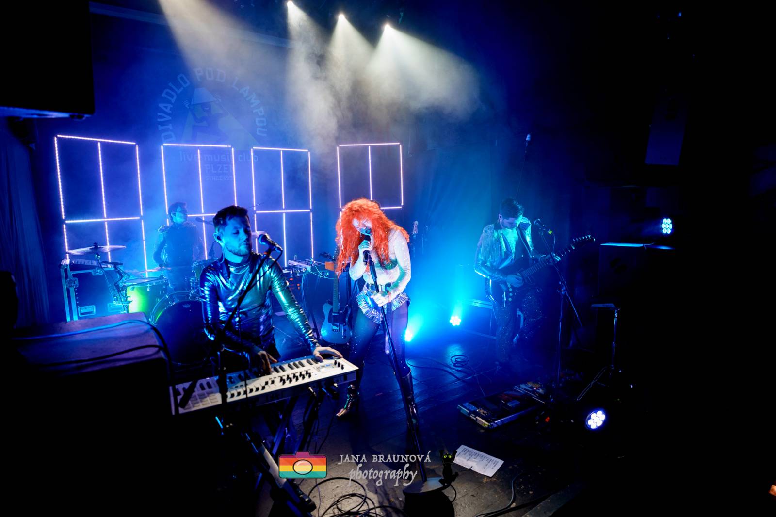 MYDY přivezli do Plzně plno energie, Žofie neváhala jít mezi fanoušky