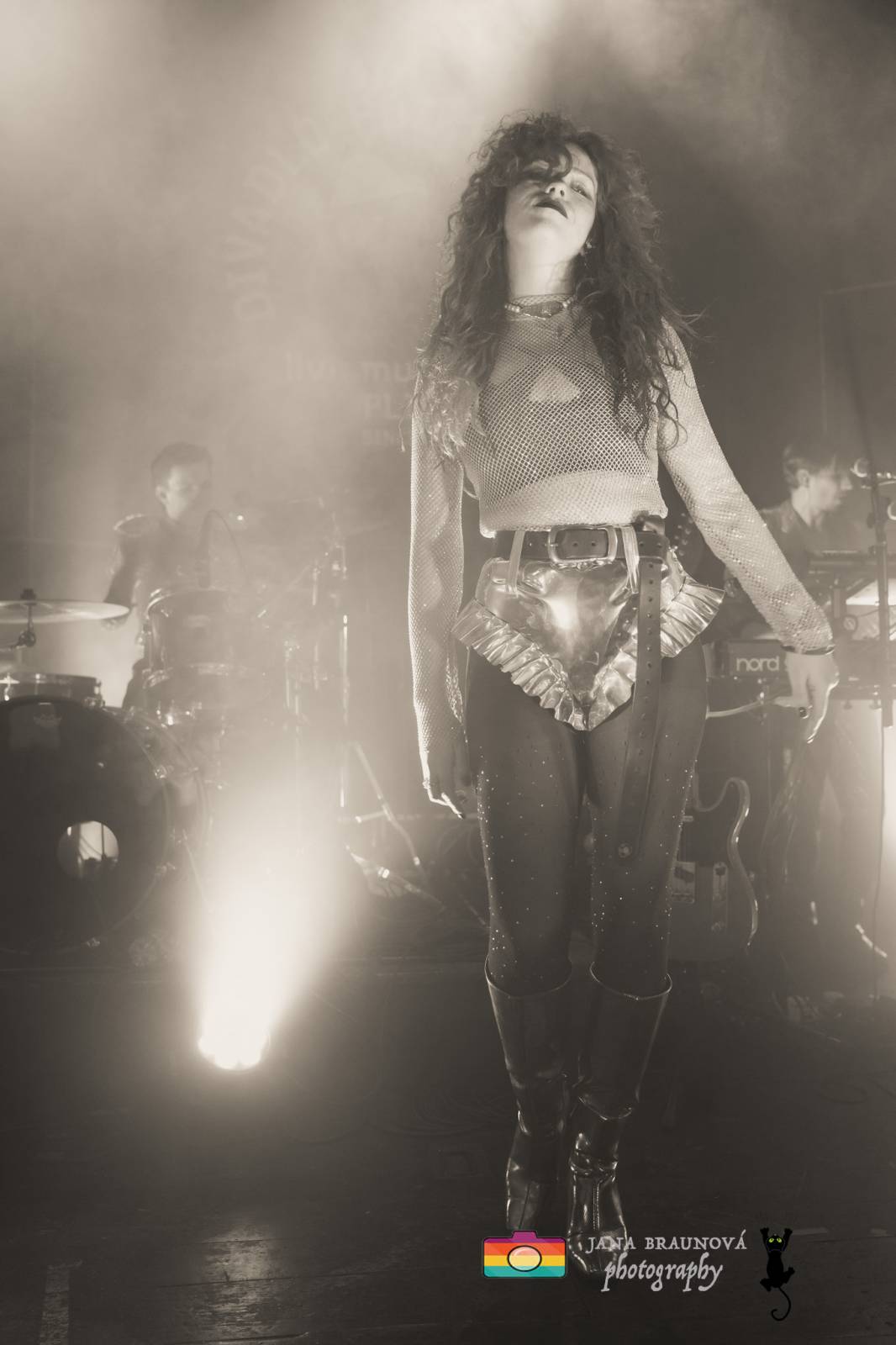 MYDY přivezli do Plzně plno energie, Žofie neváhala jít mezi fanoušky