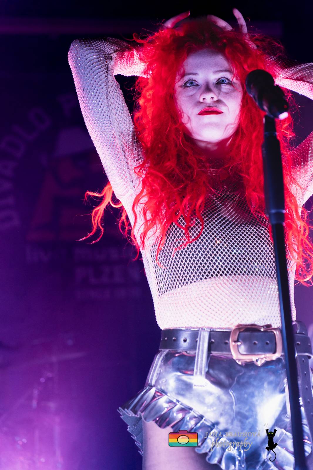 MYDY přivezli do Plzně plno energie, Žofie neváhala jít mezi fanoušky