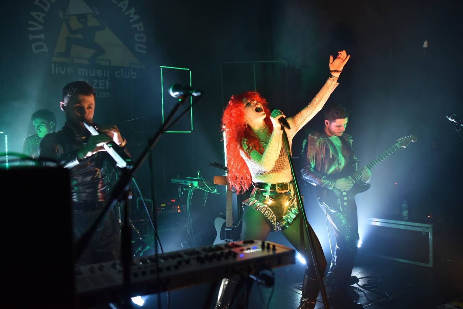 MYDY rozeskákali plzeňské Divadlo pod lampou