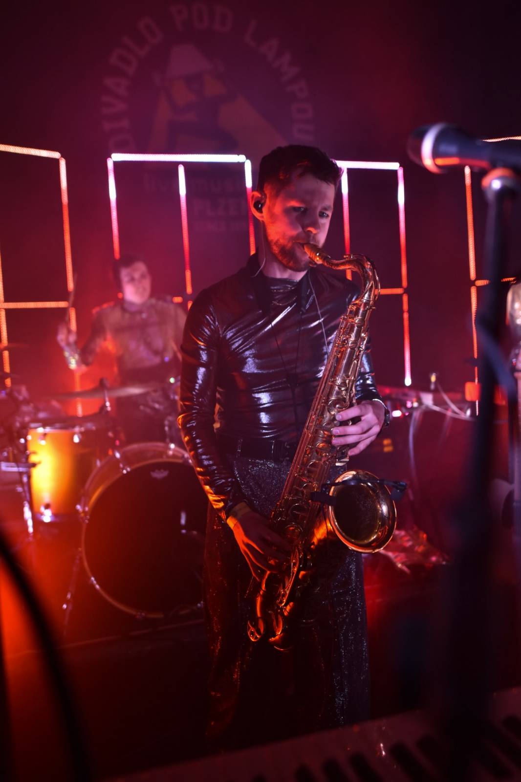 MYDY rozeskákali plzeňské Divadlo pod lampou