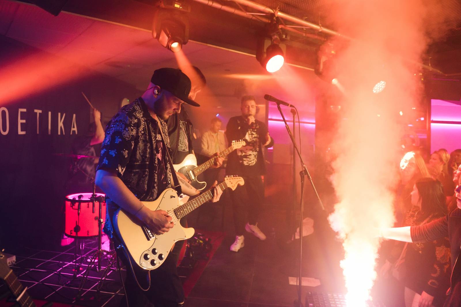 Poetika zavítala do rodného Velkého Meziříčí, Ondřej Brejška tam oslavil třicátiny