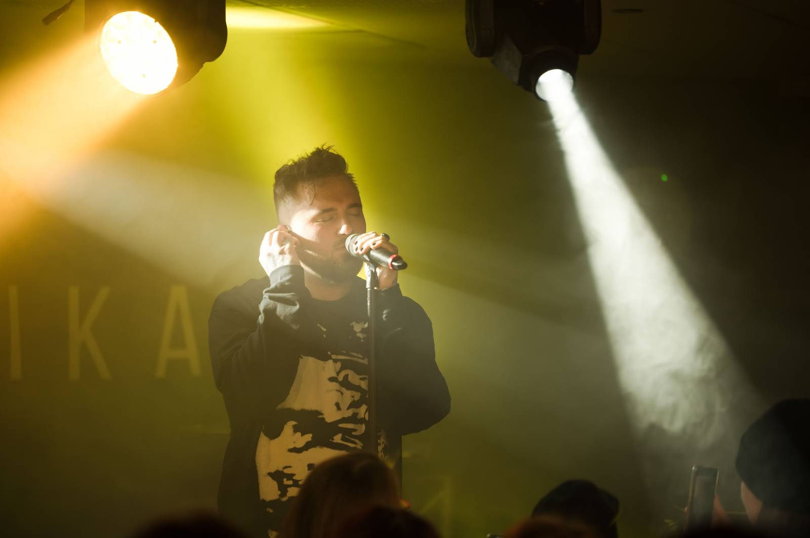 Poetika zavítala do rodného Velkého Meziříčí, Ondřej Brejška tam oslavil třicátiny