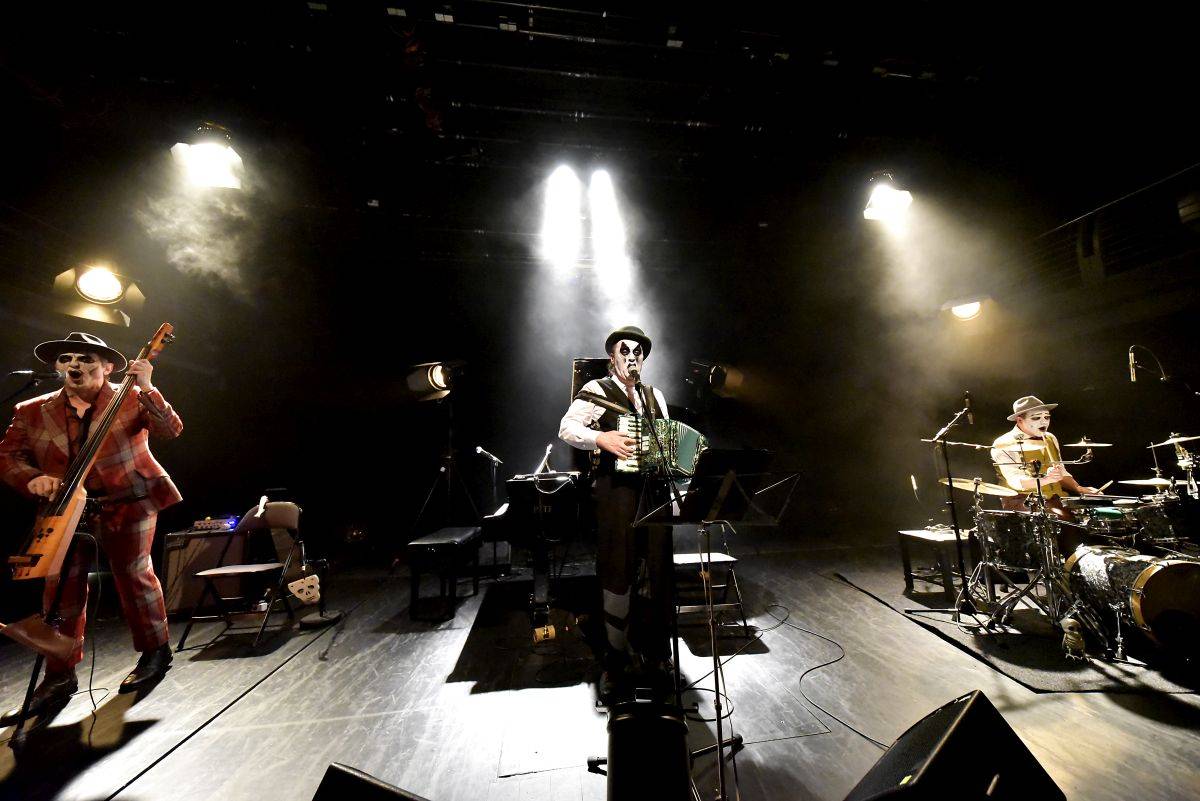 The Tiger Lillies rozjeli svůj tajemný kabaret v Divadle Archa