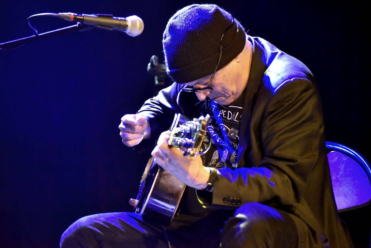 Palác Akropolis patřil jazzu. Zahrál tam kytarista Marc Ribot