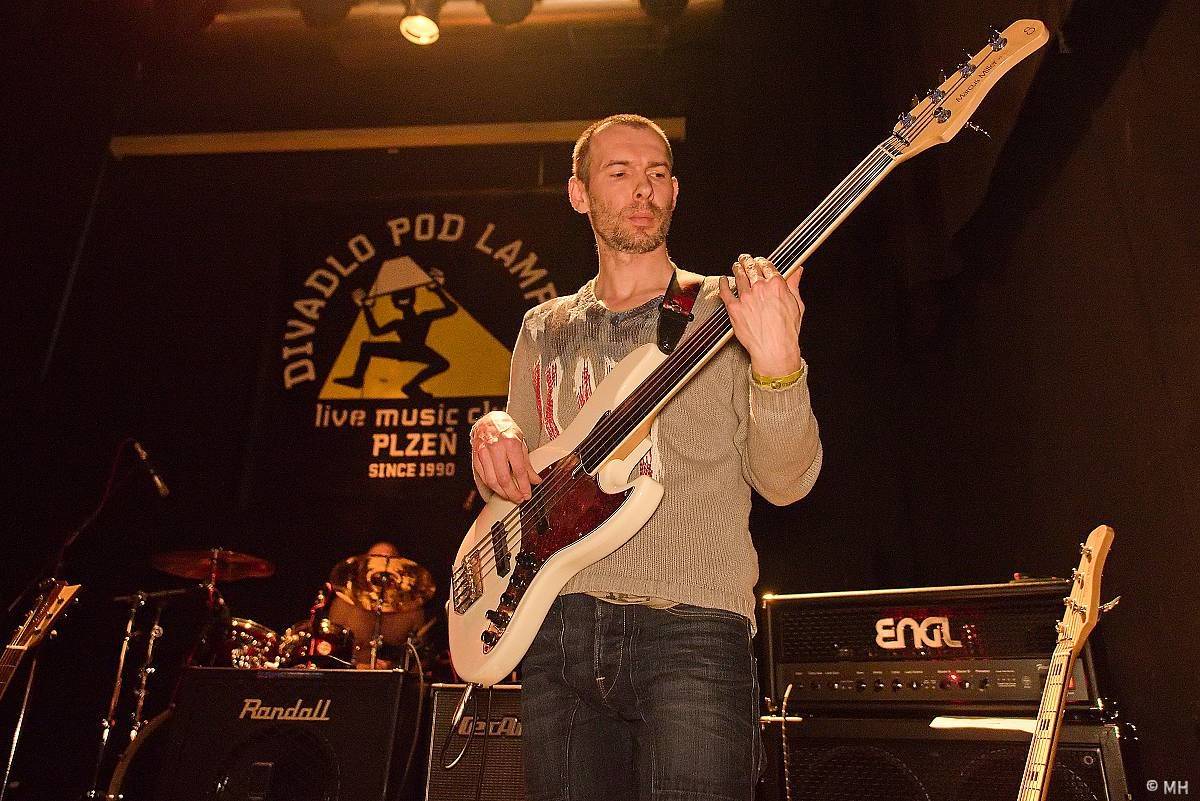 Absolutní neklid zahájil sezónu, s Řekou vystoupil v Plzni