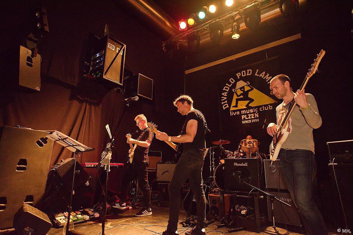 Absolutní neklid zahájil sezónu, s Řekou vystoupil v Plzni