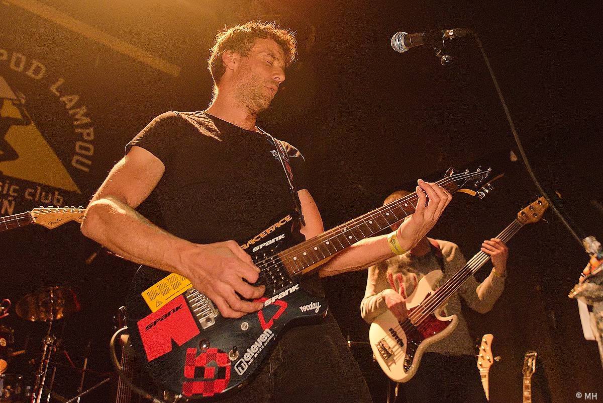 Absolutní neklid zahájil sezónu, s Řekou vystoupil v Plzni