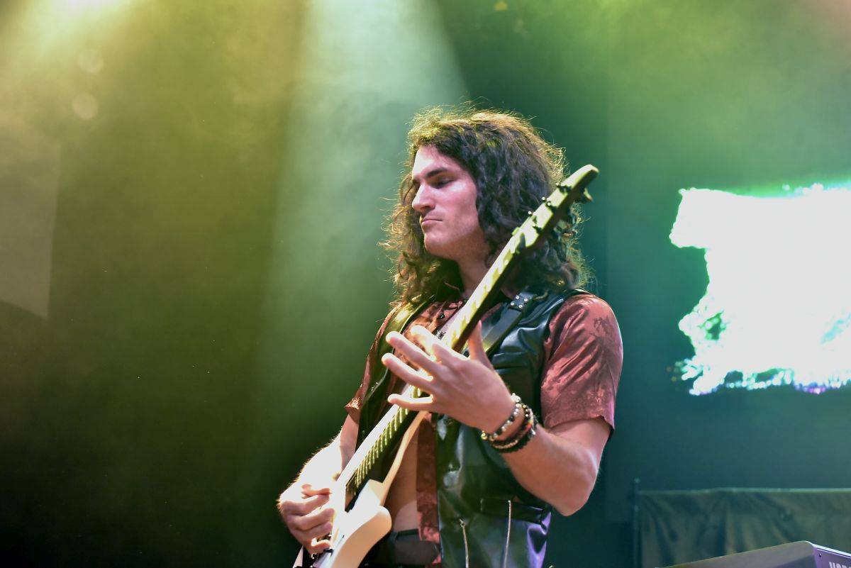 Steve Vai řádil ve vyprodaném Lucerna Music Baru