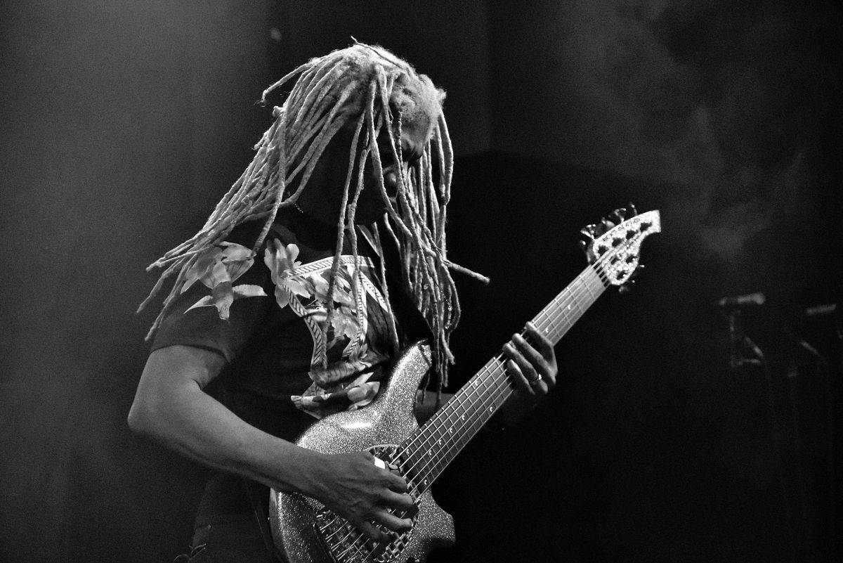 Steve Vai řádil ve vyprodaném Lucerna Music Baru