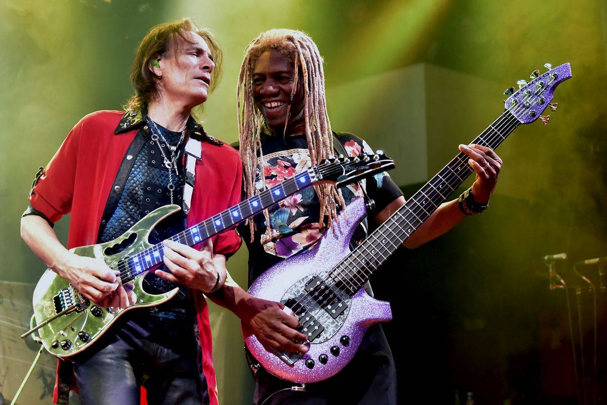 Steve Vai řádil ve vyprodaném Lucerna Music Baru