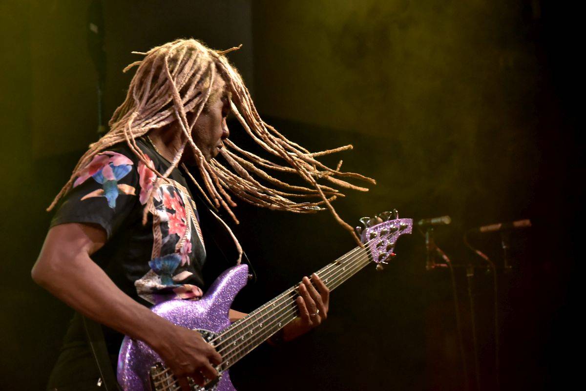 Steve Vai řádil ve vyprodaném Lucerna Music Baru