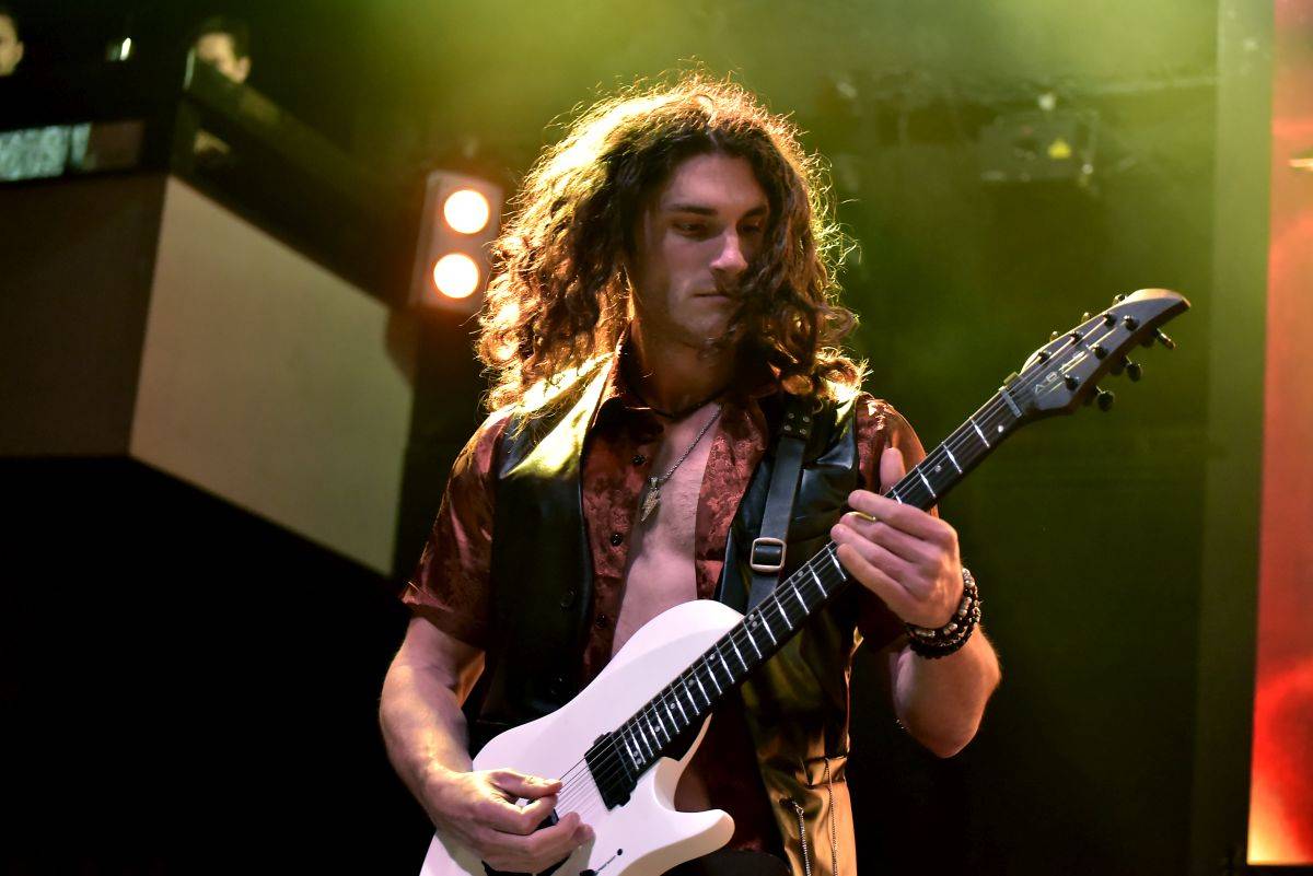 Steve Vai řádil ve vyprodaném Lucerna Music Baru