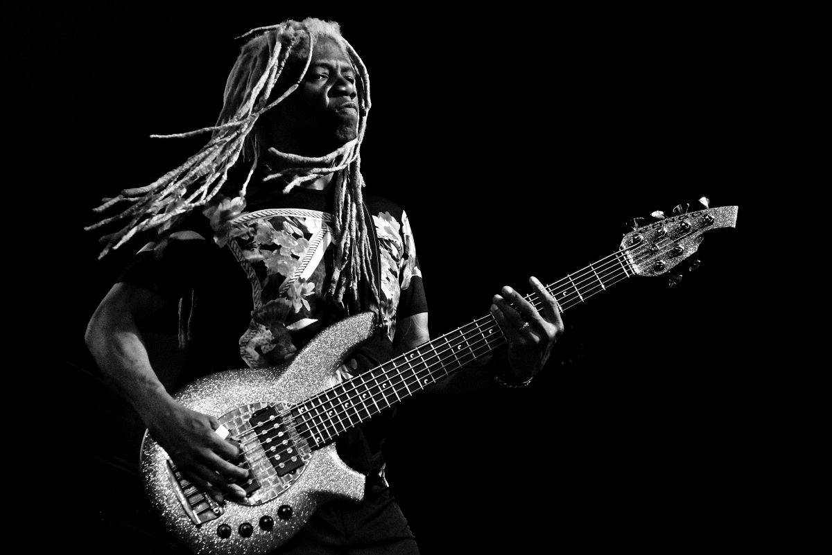 Steve Vai řádil ve vyprodaném Lucerna Music Baru