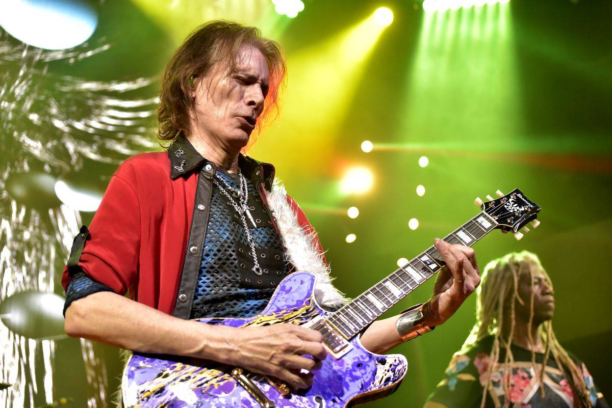 Steve Vai řádil ve vyprodaném Lucerna Music Baru