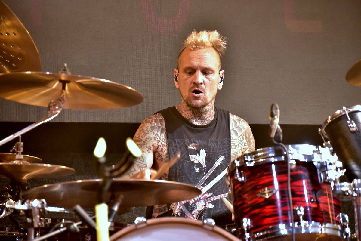 Steve Vai řádil ve vyprodaném Lucerna Music Baru