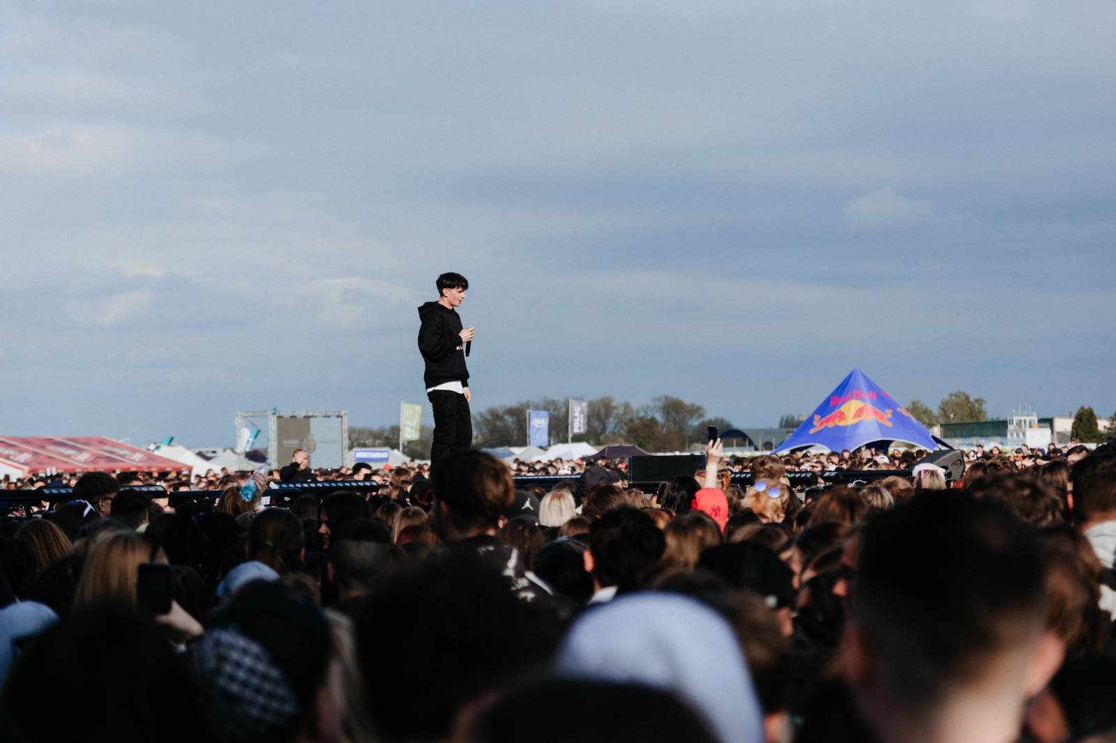 Studenti slavili. Majáles v Praze přivítal Tomáše Kluse, Kryštof, No Name nebo Calina