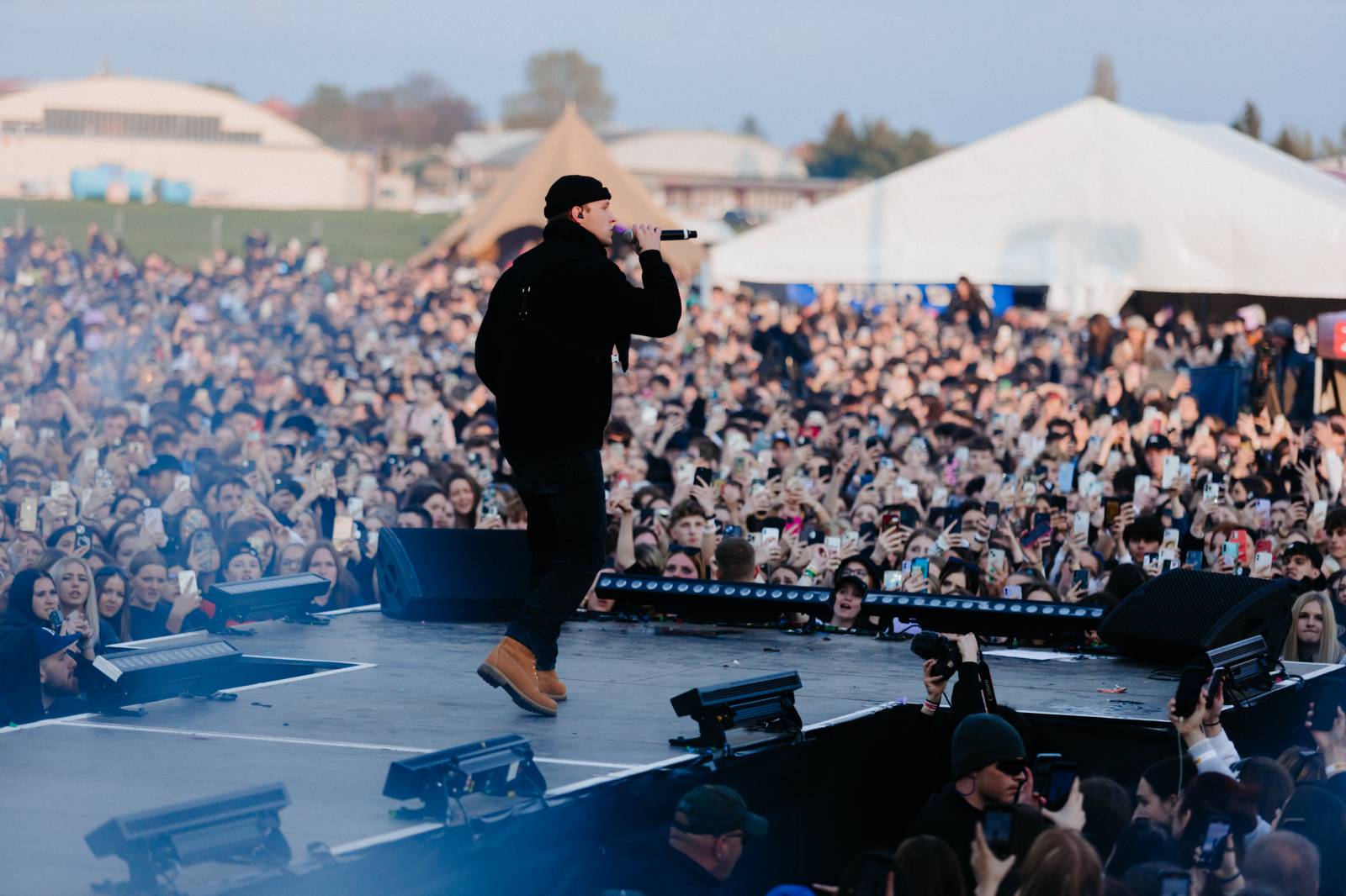 Studenti slavili. Majáles v Praze přivítal Tomáše Kluse, Kryštof, No Name nebo Calina