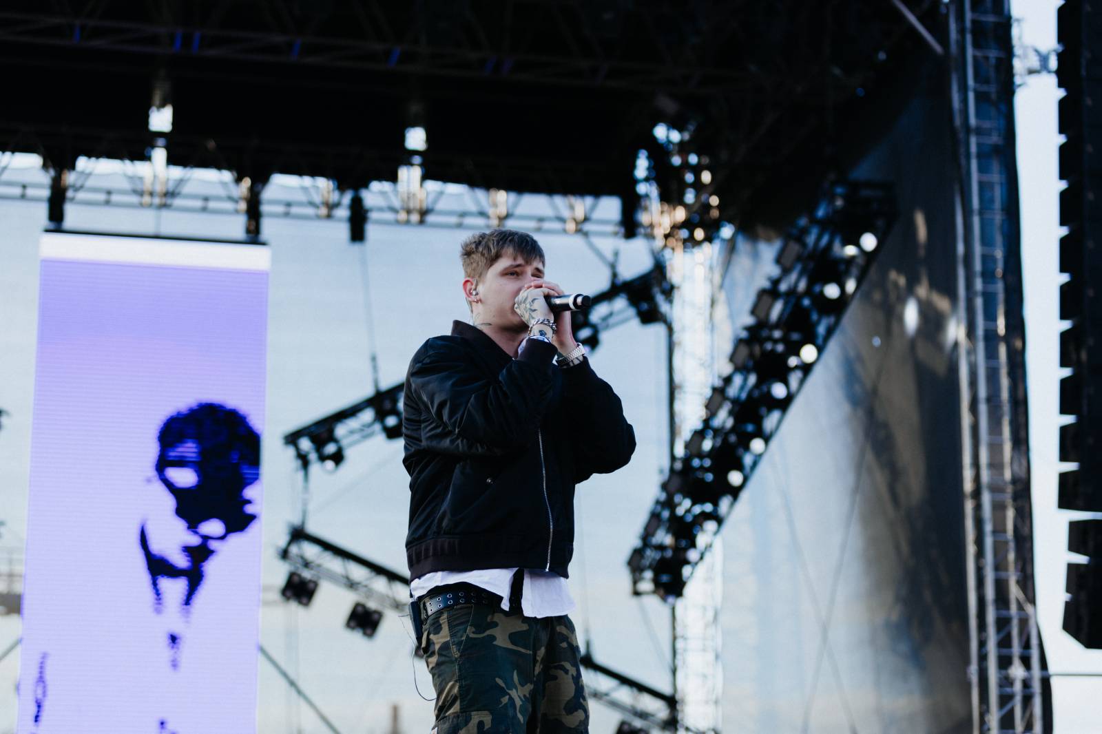 Studenti slavili. Majáles v Praze přivítal Tomáše Kluse, Kryštof, No Name nebo Calina