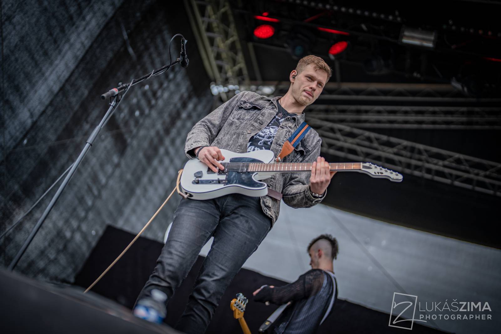 Pražský Majáles měl našlapaný program. Vystoupili Ewa Farna, Jelen, Sofian Medjmedj i Rybičky 48