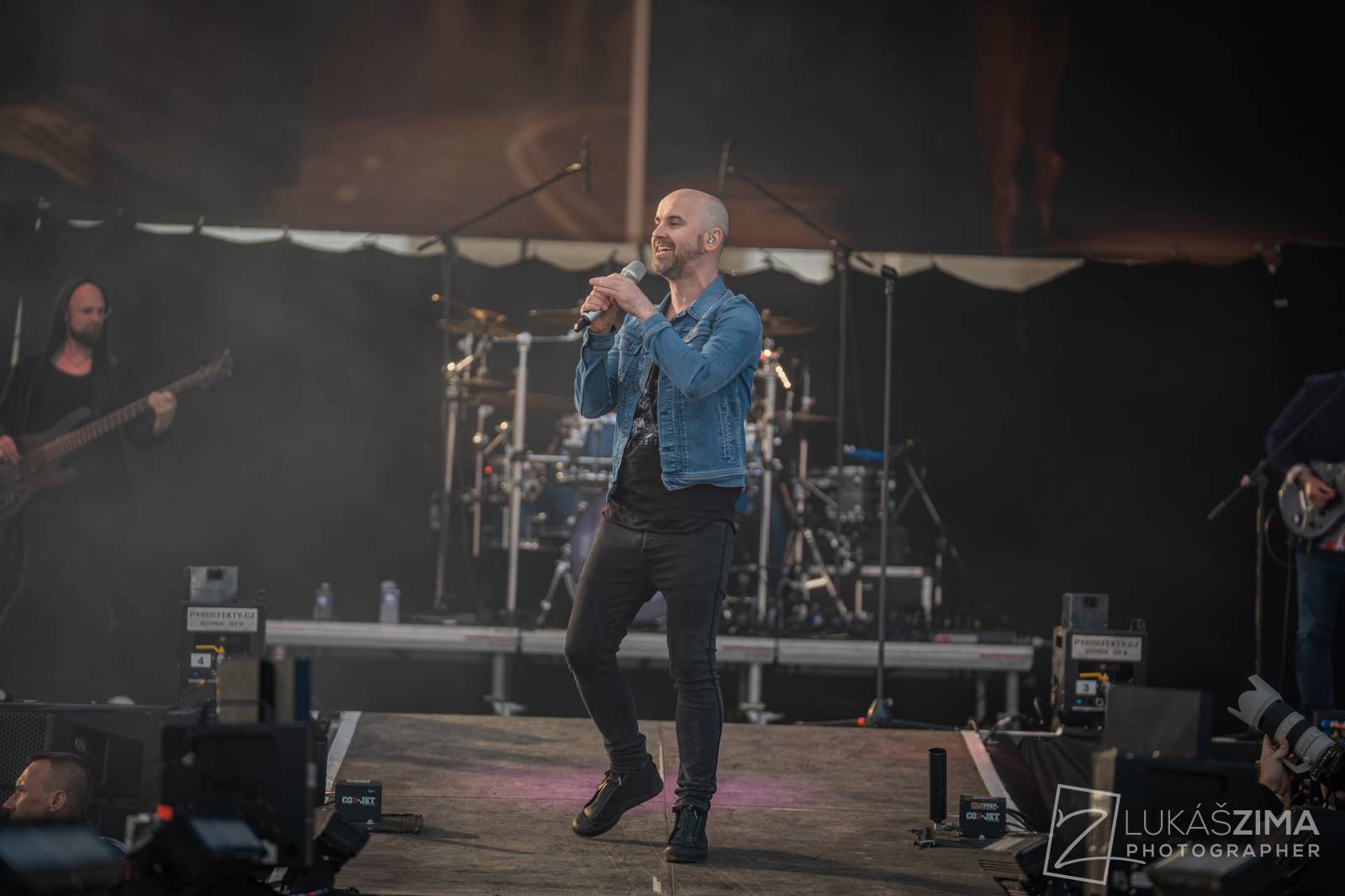 Pražský Majáles měl našlapaný program. Vystoupili Ewa Farna, Jelen, Sofian Medjmedj i Rybičky 48