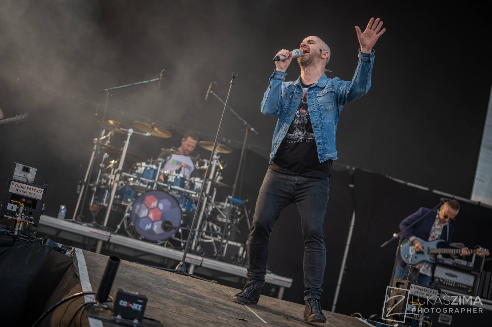 Pražský Majáles měl našlapaný program. Vystoupili Ewa Farna, Jelen, Sofian Medjmedj i Rybičky 48