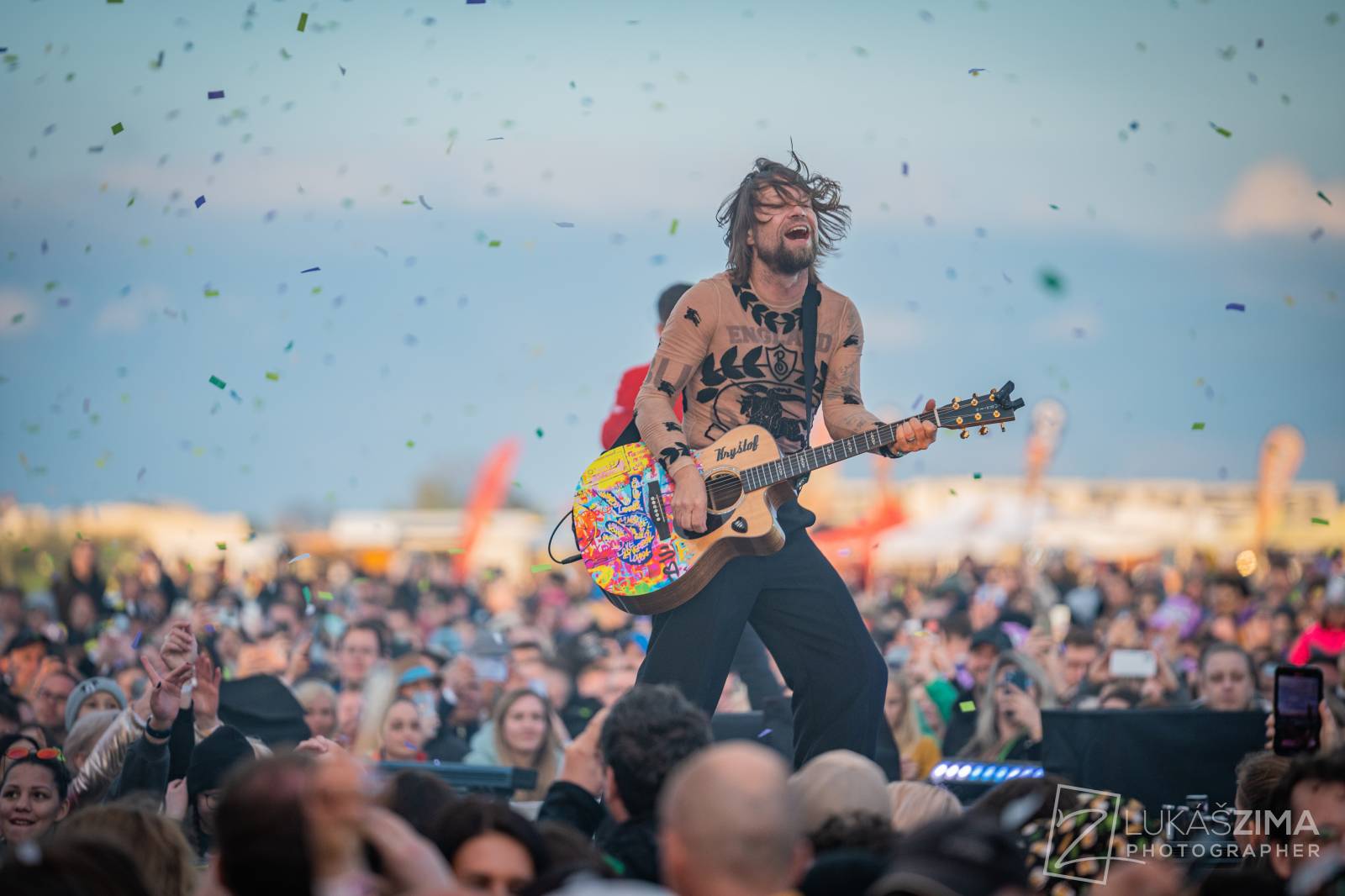 Pražský Majáles měl našlapaný program. Vystoupili Ewa Farna, Jelen, Sofian Medjmedj i Rybičky 48